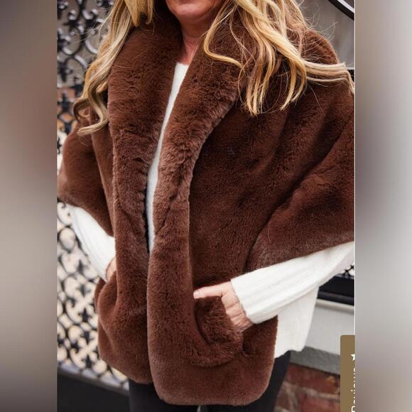 NWT- Luxurious Brown Faux Fur Shawl Wrap - Picture 7 of 8